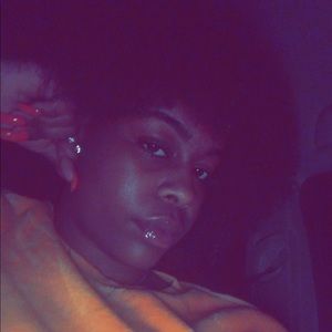 Meet your Posher, Kaylia